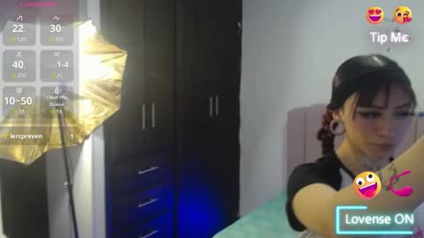 Snapshot of evanss_lx chatting on 09/24/25, 06:33 Evanssa lx online show from 09/24/25, 06:33