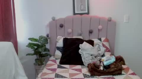 Snapshot of evanss_lx chatting on 07/11/26, 07:27 Evanssa lx online show from 07/11/26, 07:27