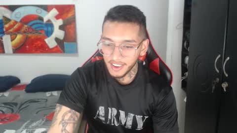 Snapshot of evanvelvet chatting on 01/12/26, 01:49 online show from 01/12/26, 01:49