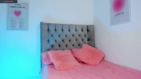 Eva Olimpo online show from 11/06/25, 08:21