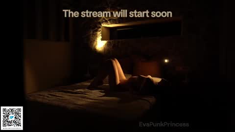 Snapshot of evapunkprincess chatting on 02/18/25, 09:43 Eva online show from 02/18/25, 09:43