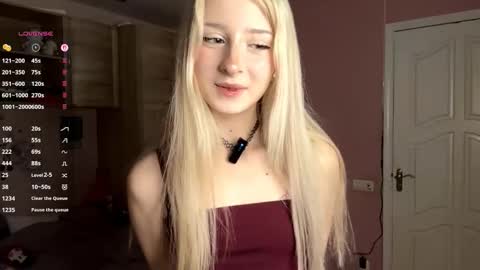 Eva online show from 12/05/25, 07:06