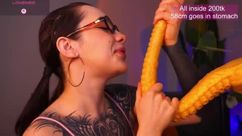 Eva online show from 04/01/26, 02:12