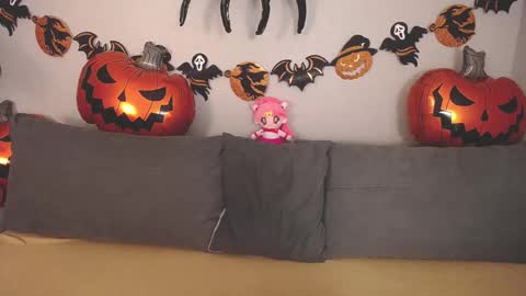 Adelina online show from 10/28/25, 05:22