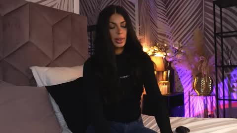 EvaRhea online show from 04/15/26, 02:51