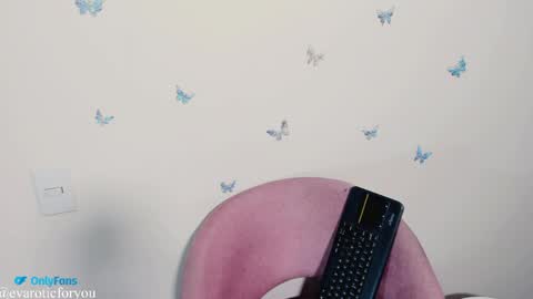 Eva online show from 04/11/26, 11:09