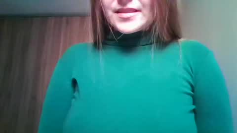 evasapples2026 online show from 05/19/26, 08:26