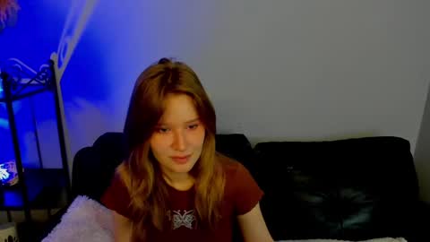 Snapshot of evastevs chatting on 12/13/24, 05:21 Eva online show from 12/13/24, 05:21