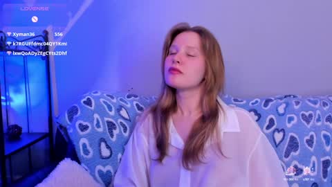 Snapshot of evastevs chatting on 01/27/25, 05:36 Eva online show from 01/27/25, 05:36