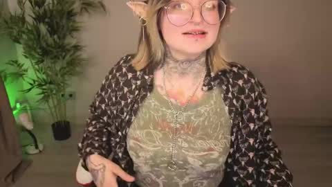 EvaTheWitcher online show from 06/09/26, 10:05