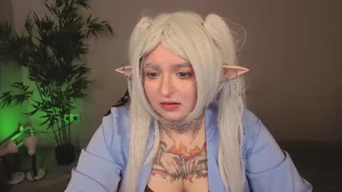 EvaTheWitcher online show from 06/19/26, 09:24