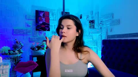 Snapshot of evathopson chatting on 02/15/25, 03:50 Eva  next stream -  - 1600 UTC2000  online show from 02/15/25, 03:50