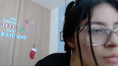 Snapshot of evatits_1 chatting on 12/21/24, 12:16 Eva Carter online show from 12/21/24, 12:16