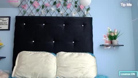 Snapshot of evatits_1 chatting on 02/13/25, 12:00 Eva Carter online show from 02/13/25, 12:00