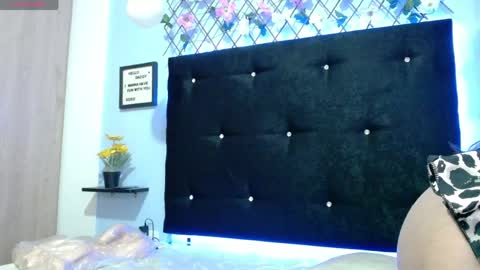 Eva Carter online show from 04/05/26, 10:45