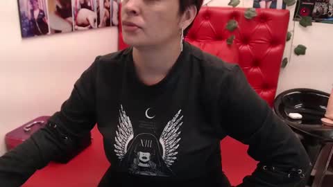 Eva Twiss online show from 03/06/25, 11:25