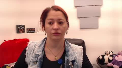 Eva Twiss online show from 04/14/26, 12:22