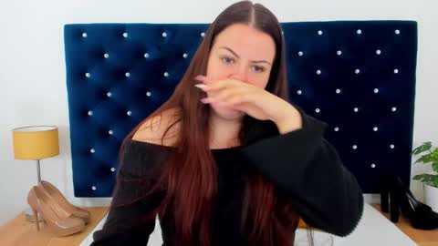 Snapshot of evawetdream chatting on 10/16/25, 06:36 Eva online show from 10/16/25, 06:36