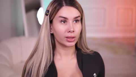 Eva online show from 12/03/25, 09:57