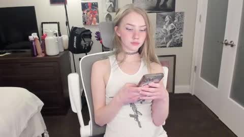 Goddess Eve online show from 12/04/24, 11:13