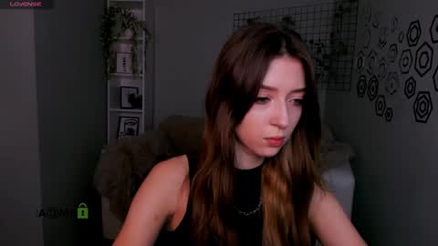 eve rose  online show from 10/08/25, 12:47