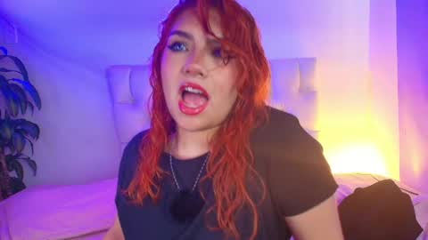 Martina Soler  online show from 04/22/26, 04:52