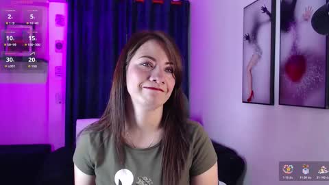 Evee online show from 12/19/25, 10:17