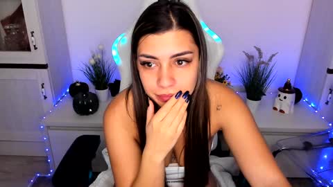 eveeevian online show from 12/13/24, 05:38