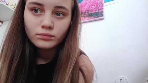 Snapshot of eveliaballiett chatting on 02/25/26, 08:13 Noor online show from 02/25/26, 08:13