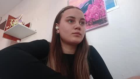 Snapshot of eveliaballiett chatting on 03/02/26, 10:22 Noor online show from 03/02/26, 10:22