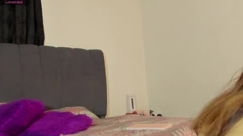 evelin888 online show from 04/20/26, 09:38