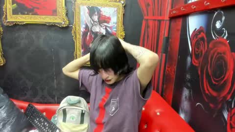 Snapshot of evelin_hellsing chatting on 05/19/26, 02:18 Evelin Hellsing online show from 05/19/26, 02:18