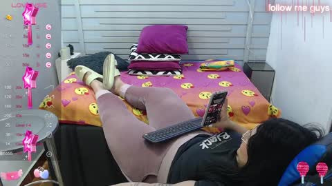 evelin zaens online show from 02/08/25, 09:56