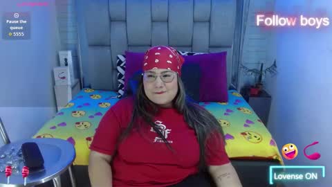 evelin zaens online show from 10/29/25, 06:15