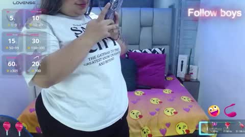 evelin zaens online show from 02/24/26, 04:21