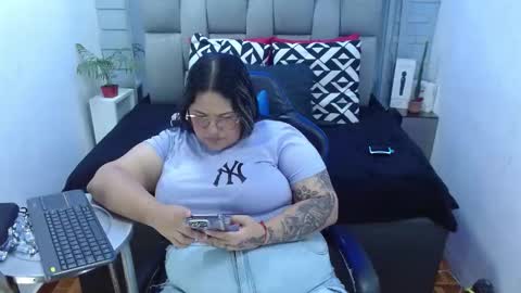 evelin zaens online show from 03/12/26, 05:46