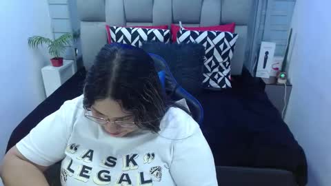 evelin zaens online show from 03/21/26, 04:17