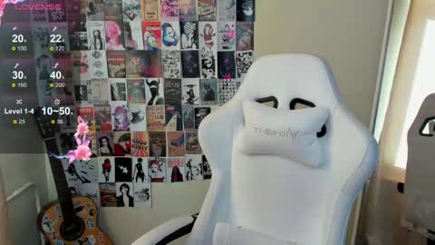 Evelina online show from 06/06/26, 01:21