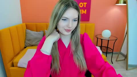 Snapshot of evelineamore chatting on 06/07/26, 08:51 Eveline online show from 06/07/26, 08:51