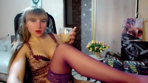 evelove online show from 12/07/24, 05:20