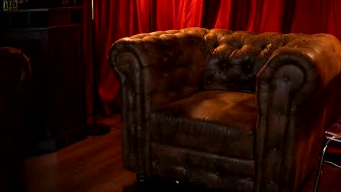 Evelyn online show from 03/11/25, 08:31