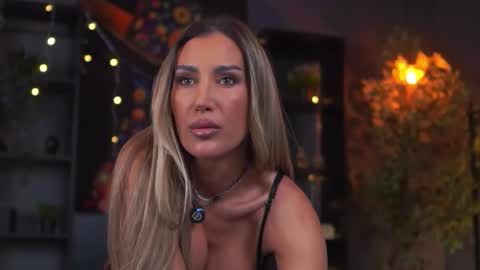 Evelyn online show from 02/01/26, 07:12