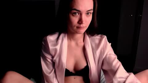 Evelyn online show from 11/24/25, 04:40