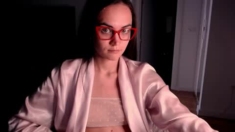 Evelyn online show from 04/23/26, 12:40