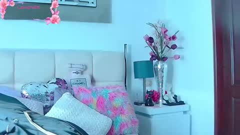 EvelynaGrey online show from 09/24/25, 11:35