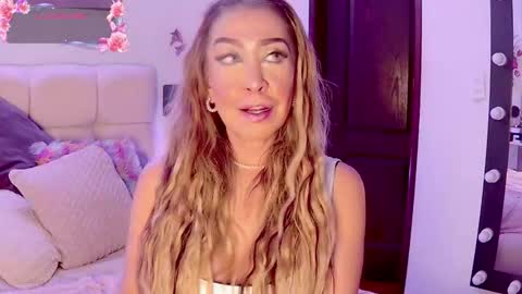 EvelynaGrey online show from 01/12/26, 12:05