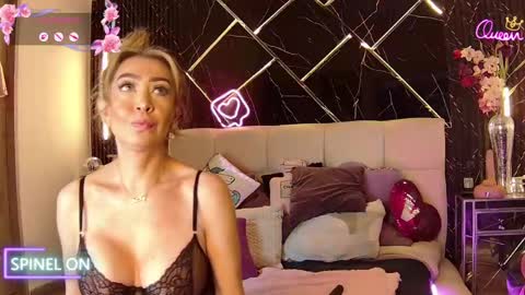 EvelynaGrey online show from 04/23/26, 12:29