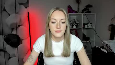 evelynblond online show from 01/19/26, 01:37