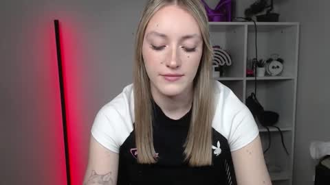 evelynblond online show from 03/11/26, 07:03