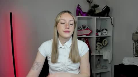 evelynblond online show from 03/27/26, 10:15